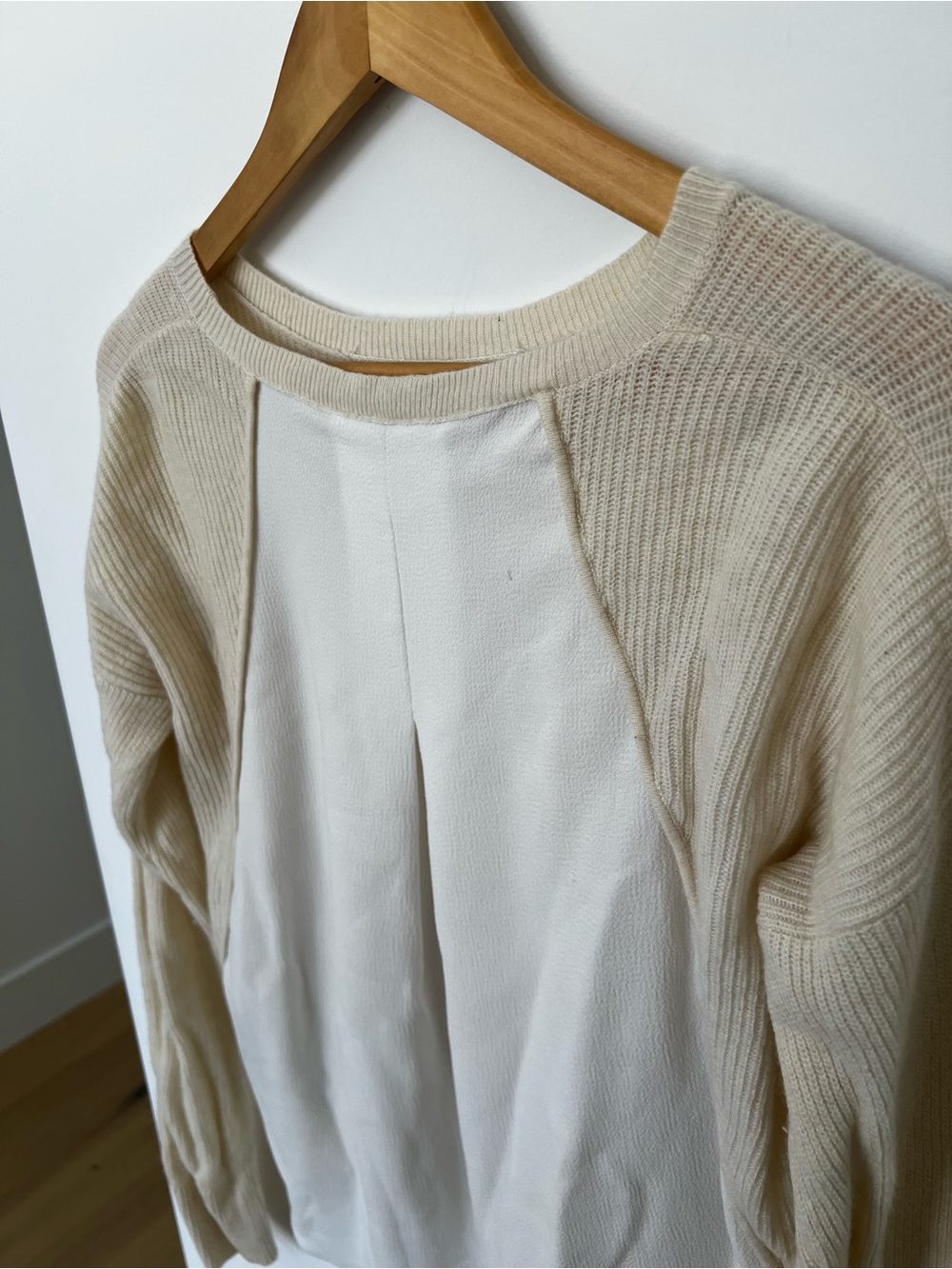 Club Monaco Cream Two-Tone Knit Sweater